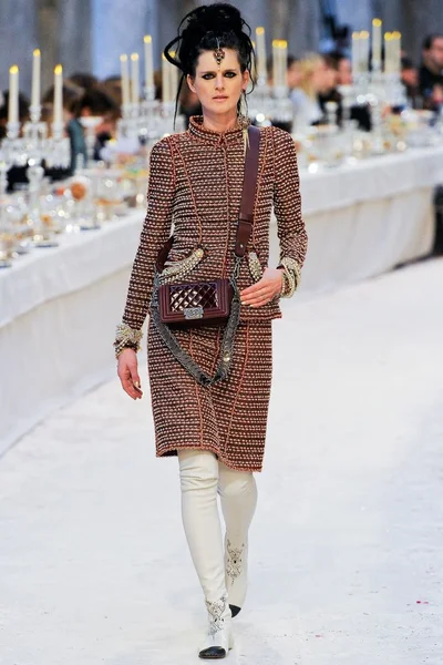 Look 1